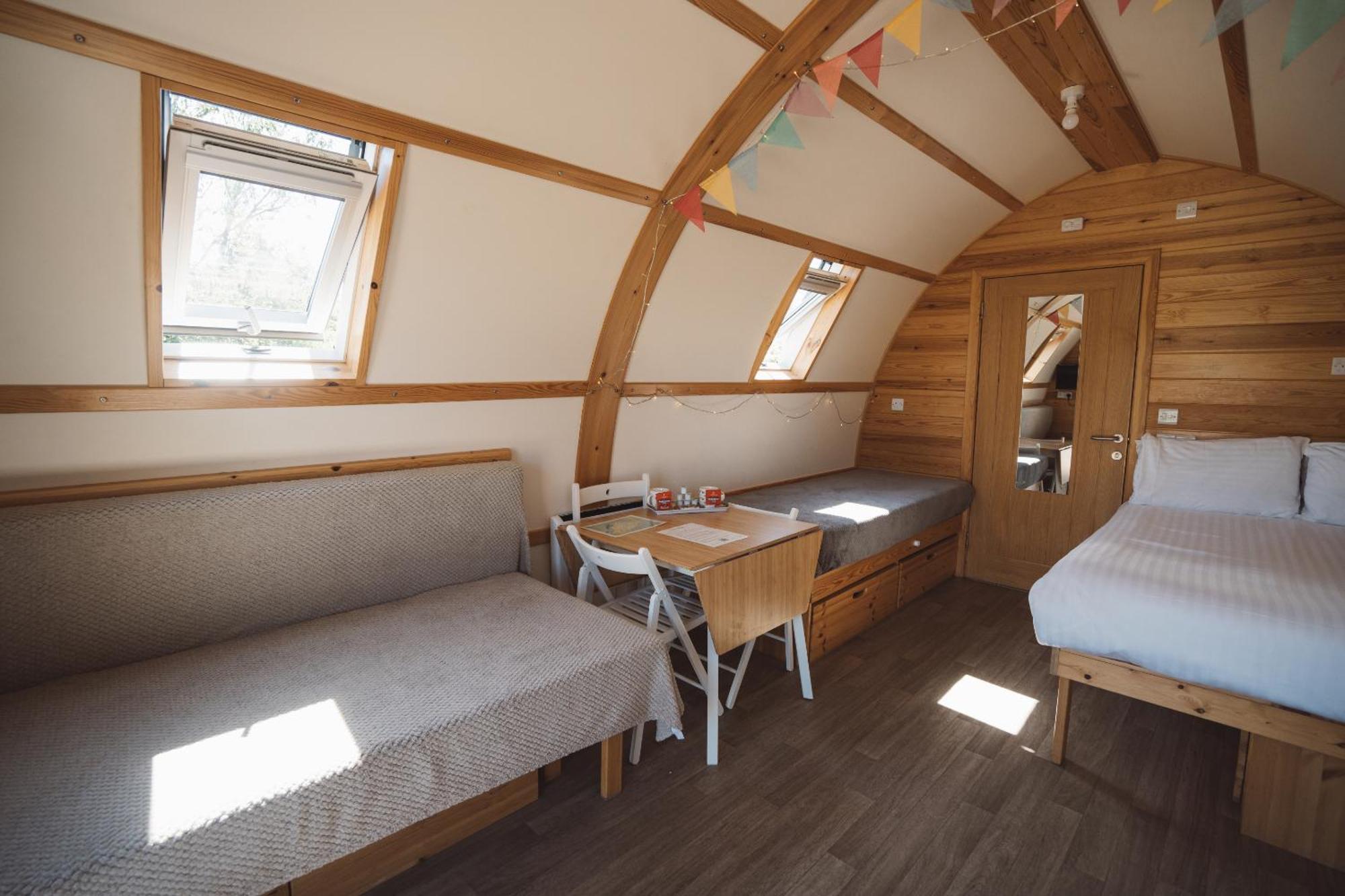 Sedgewell Barn By Wigwam Holidays Northallerton Room photo